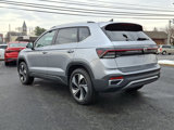 New 2025 Volkswagen Taos SE image 3