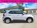 Used 2022 Hyundai Venue SE image 4