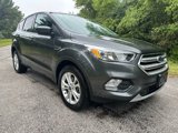 Used 2019 Ford Escape SE image 2