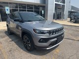 Used 2023 Jeep Compass Limited image 4