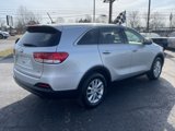 Used 2018 Kia Sorento L image 4