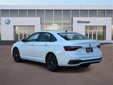 Used 2024 Volkswagen Jetta SE image 2