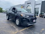 Used 2020 Chevrolet Trax LT w/ LT Convenience Package image 2
