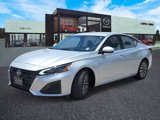 Used 2023 Nissan Altima 2.5 SV image 3
