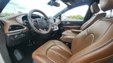 Used 2020 Chrysler Pacifica Limited w/ Advanced Safetytec Group image 4