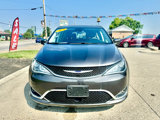 Used 2020 Chrysler Pacifica Touring w/ Advanced Safetytec Group image 2