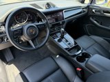 Used 2024 Porsche Macan image 4