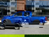 Used 2015 Nissan Frontier SV image 2