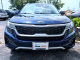 Used 2021 Kia Seltos EX image 3