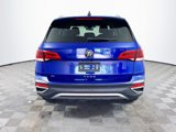 Used 2023 Volkswagen Taos SE w/ Black Wheel Package image 5