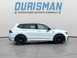 Used 2021 Volkswagen Tiguan SE R-Line image 2