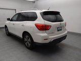 Used 2017 Nissan Pathfinder S image 5