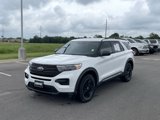 Used 2020 Ford Explorer XLT image 3