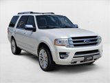 Used 2017 Ford Expedition Platinum image 3