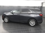 Used 2022 Chevrolet Equinox LT image 3
