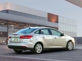 Used 2017 Ford Focus Titanium image 5