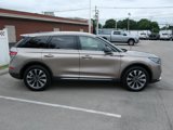 Used 2020 Lincoln Corsair Reserve w/ Equipment Group 201A image 2