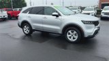 Used 2021 Kia Sorento LX image 2