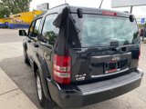 Used 2010 Jeep Liberty Sport image 2