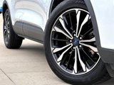 Used 2021 Ford Escape SE w/ SE Sport Appearance Package image 2