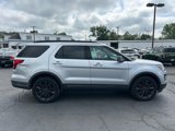 Used 2019 Ford Explorer XLT w/ Equipment Group 202A image 4