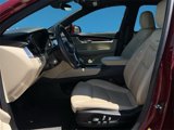 Used 2018 Cadillac XT5 Luxury w/ Driver Awareness Package image 3