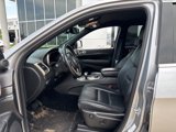 Used 2014 Jeep Grand Cherokee Limited w/ Trailer Tow Group IV image 6