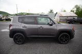 Used 2017 Jeep Renegade Altitude image 2