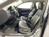 Used 2017 Volkswagen Passat 1.8T R-Line image 2