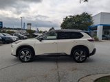 Used 2021 Nissan Rogue Platinum image 5