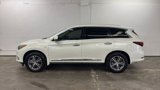 Used 2019 INFINITI QX60 Luxe w/ Essential Package image 2