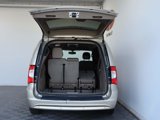 Used 2015 Chrysler Town & Country Touring-L w/ Driver Convenience Group image 4