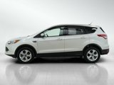 Used 2015 Ford Escape SE image 2
