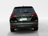 Used 2022 Volkswagen Tiguan SE w/ Panoramic Sunroof Package image 4