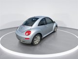 Used 2008 Volkswagen Beetle SE image 2