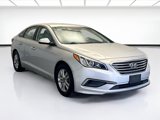 Used 2017 Hyundai Sonata SE image 3