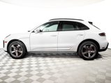 Certified 2022 Porsche Macan w/ Premium Package Plus image 2