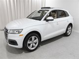 Used 2019 Audi Q5 2.0T Premium w/ Convenience Package image 3