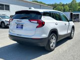 Used 2024 GMC Terrain SLE image 3