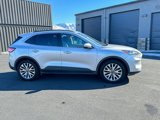 Used 2020 Ford Escape Titanium image 4
