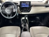 Used 2022 Toyota Corolla LE image 2