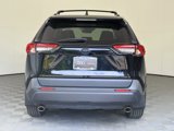 Used 2022 Toyota RAV4 XLE Premium image 4