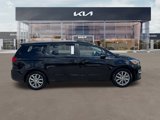 Used 2021 Kia Sedona EX image 2