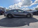 Used 2023 Toyota Camry SE image 3