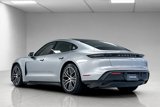 Certified 2022 Porsche Taycan image 3