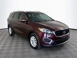 Used 2017 Kia Sorento LX image 4