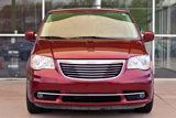 Used 2013 Chrysler Town & Country Touring image 2