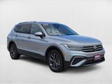 Used 2022 Volkswagen Tiguan SE image 3