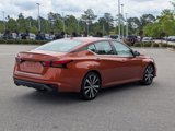 Used 2021 Nissan Altima 2.5 SR w/ SR Premium Package image 4