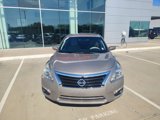 Used 2014 Nissan Altima 2.5 S w/ Sport Value Package image 3